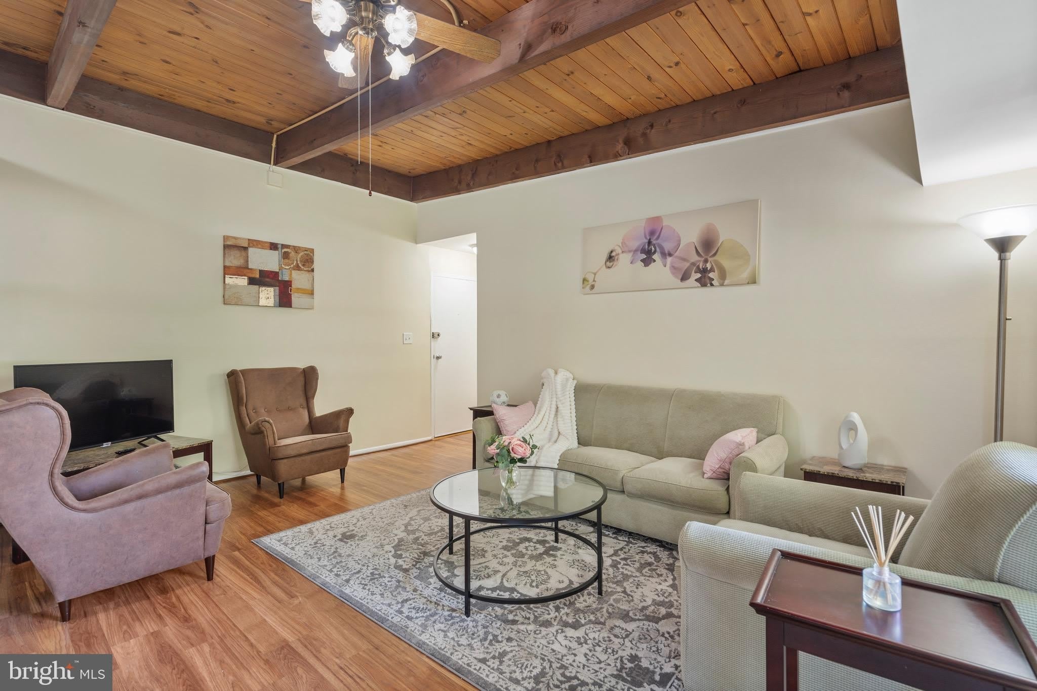 4907 AMERICANA Drive – photo 3