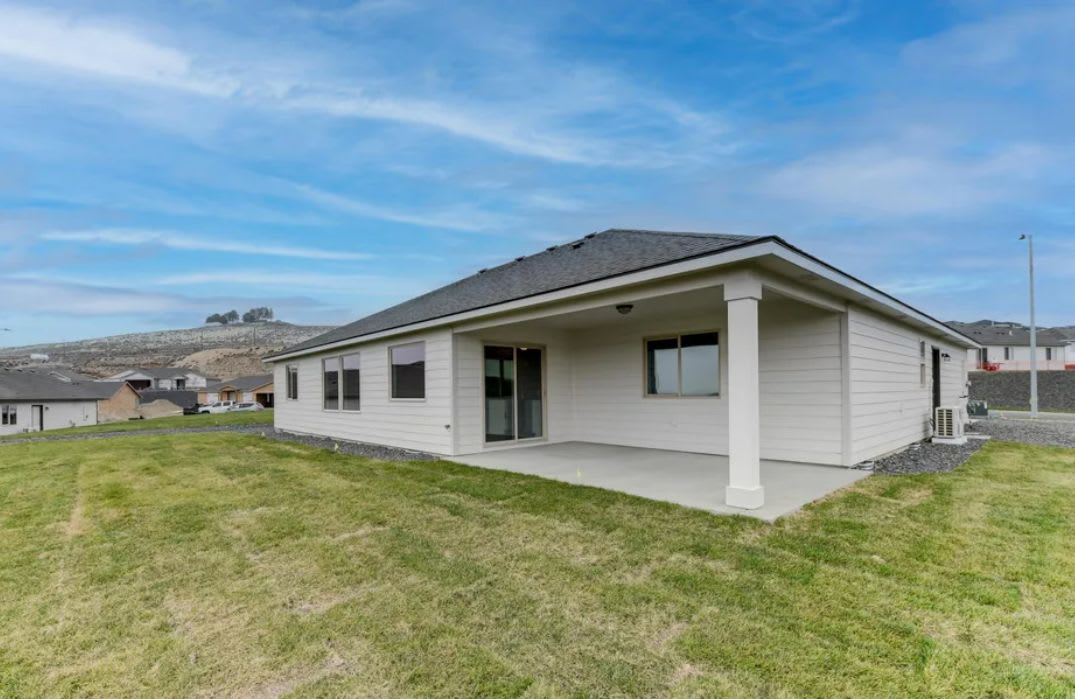 6089 West 31st Avenue – photo 3