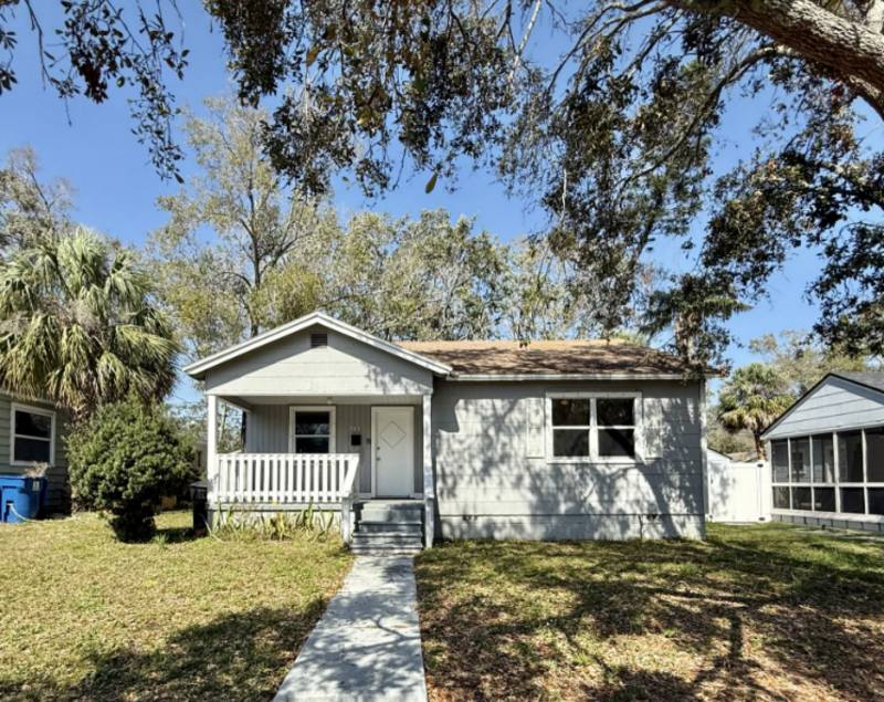 761 16th Avenue South – photo 1