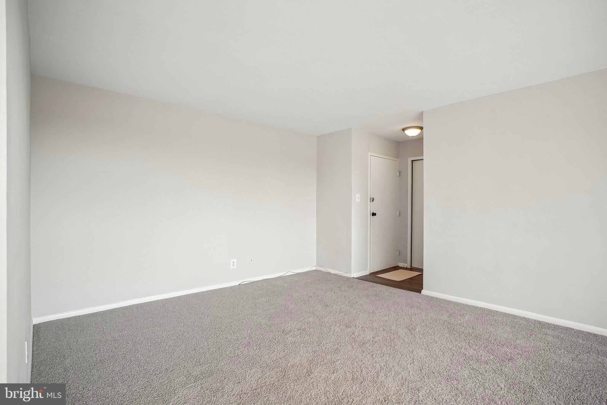 5831 QUANTRELL Avenue – photo 5