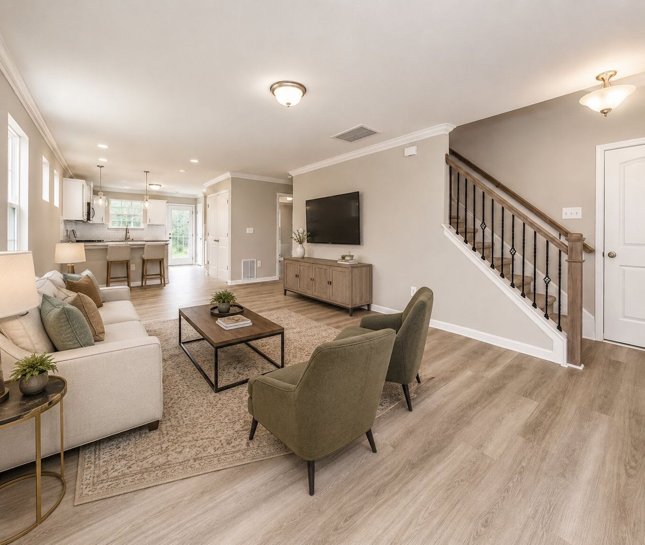 3-Bedroom Townhome with Patio in Greensboro – photo 2