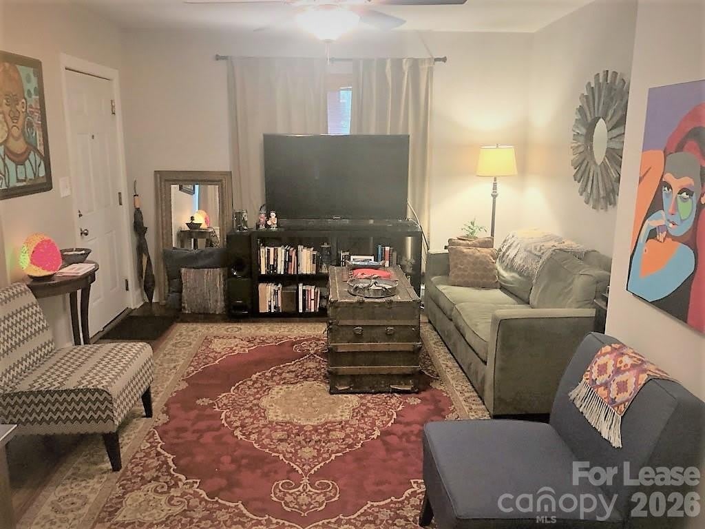 2728 Holt Street – photo 4