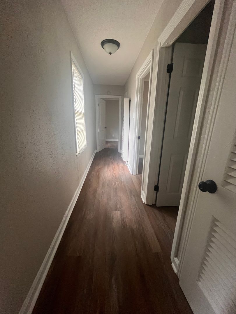 Newly Renovated Unit in Heart of Memphis – photo 5