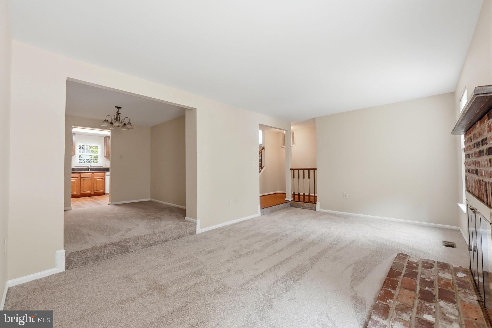 10065 Chestnut Wood Lane – photo 5