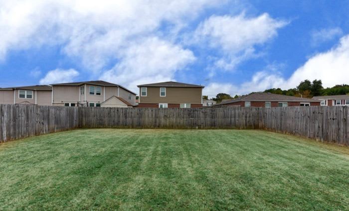 142 Vancouver Road – photo 2
