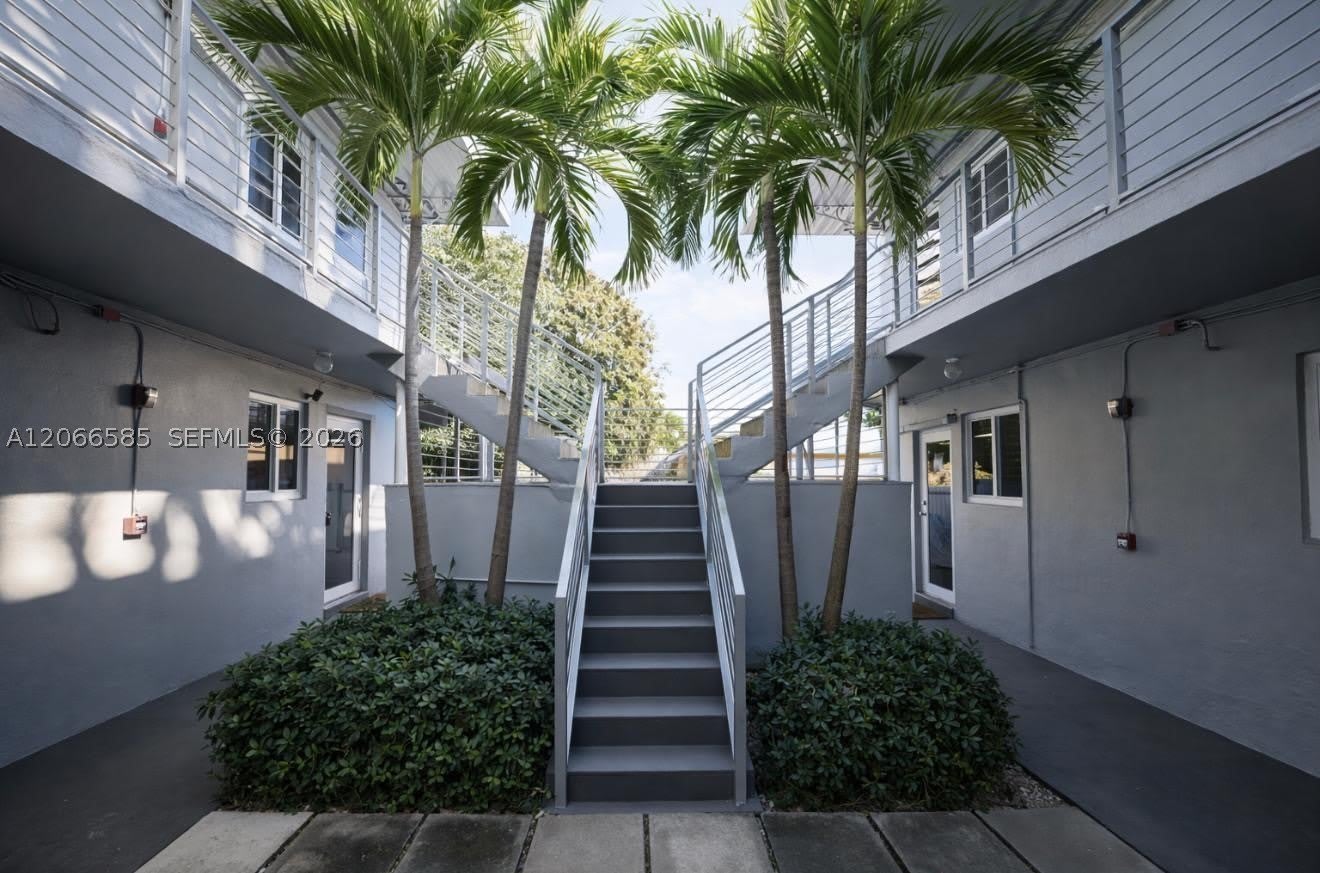 5305 Biscayne Blvd – photo 2