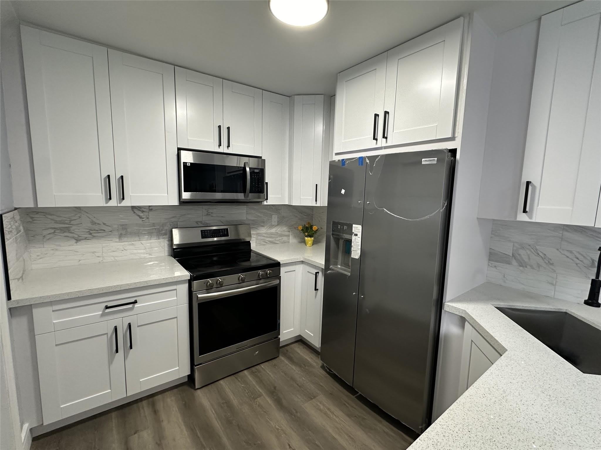 814 Sw 12Th Place – photo 4