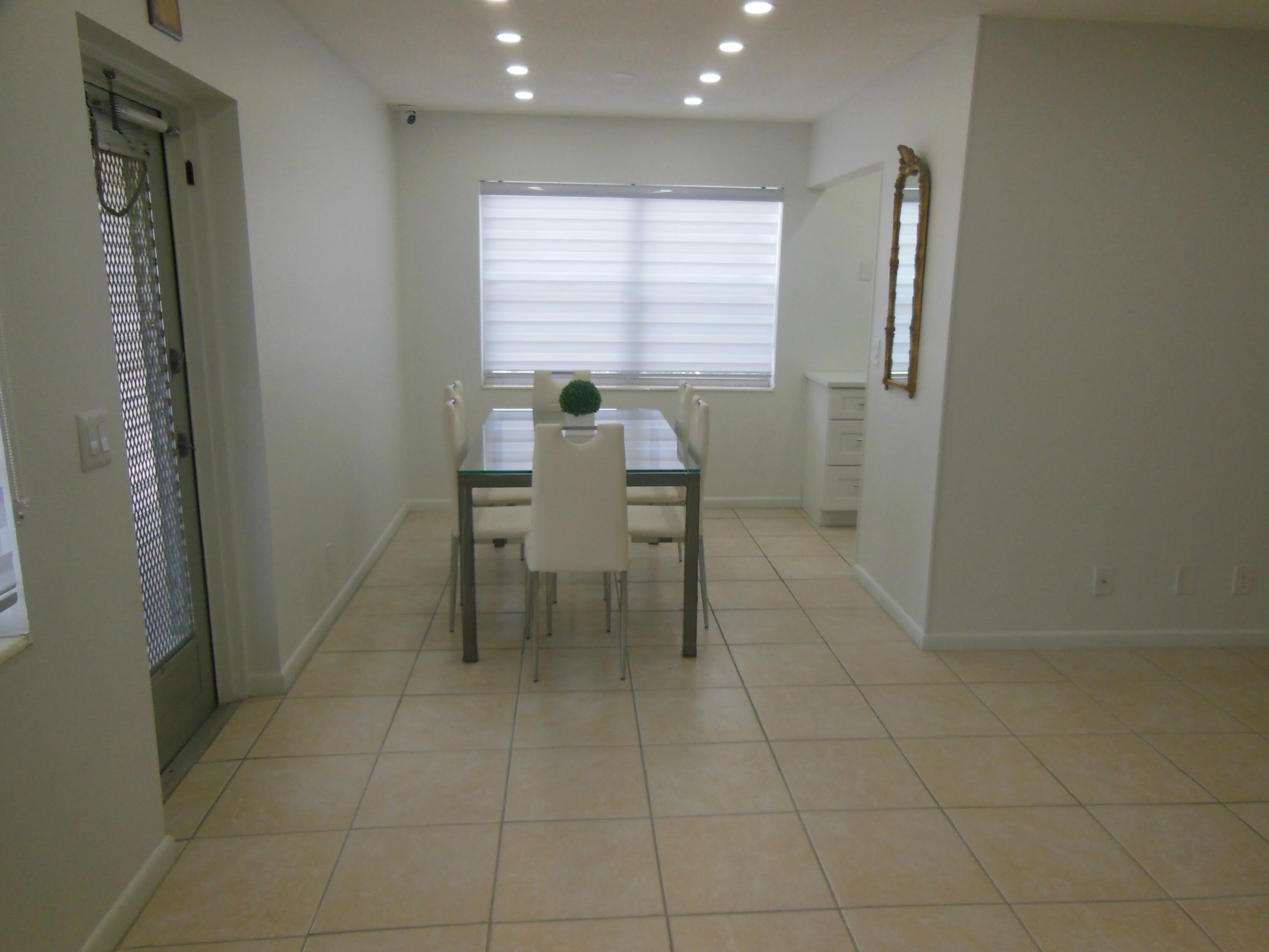 156 Andover F – photo 5