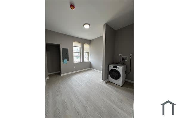 799 Edgewood Street – photo 2