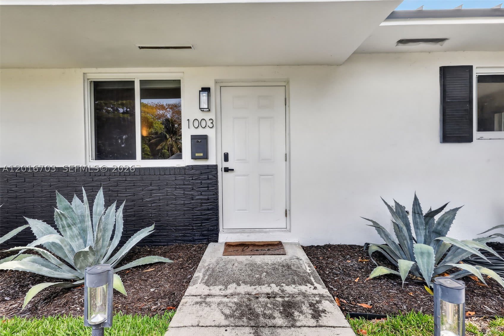 1003 NE 110th St – photo 2