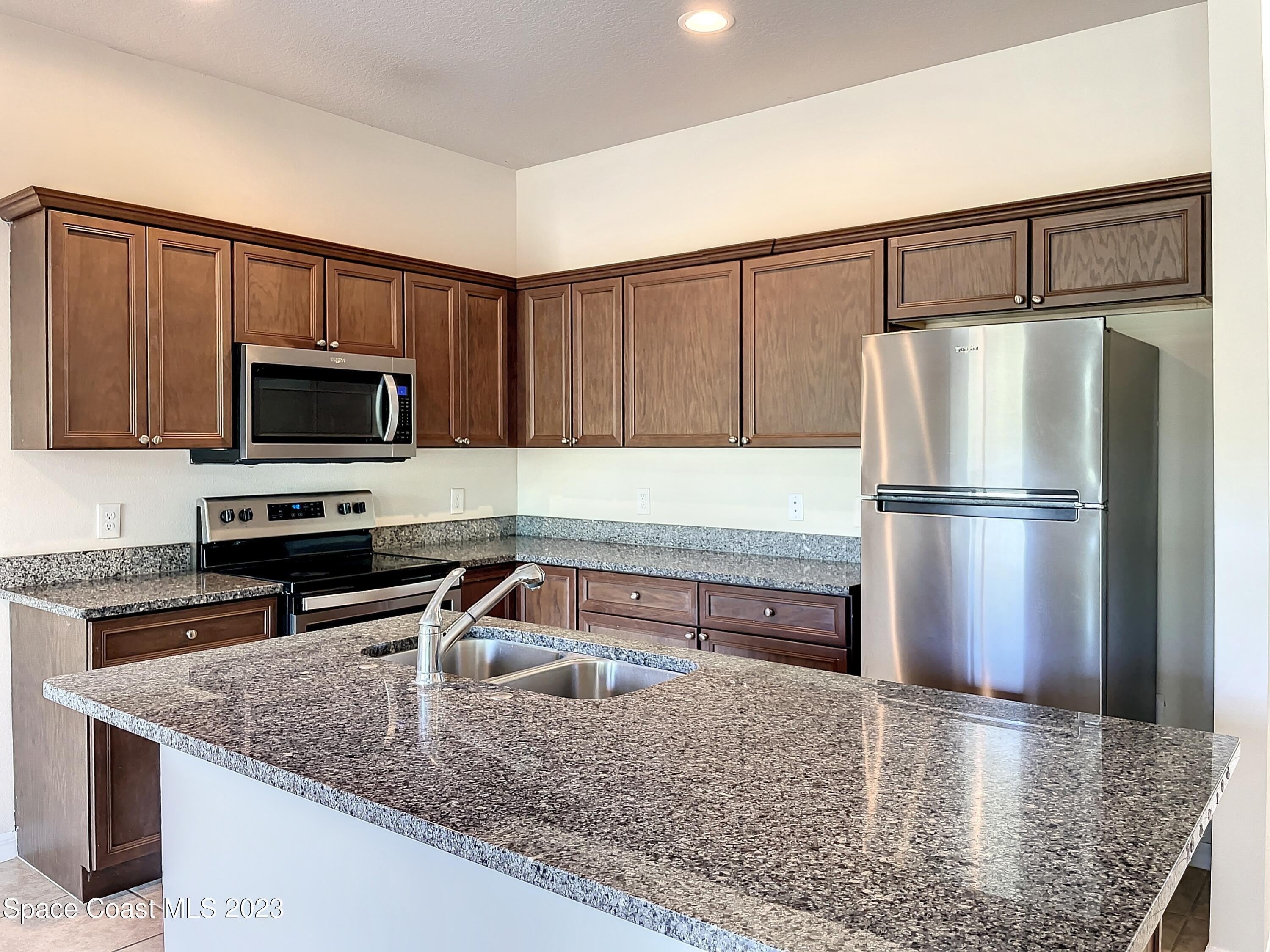 3737 Chambers Lane – photo 5