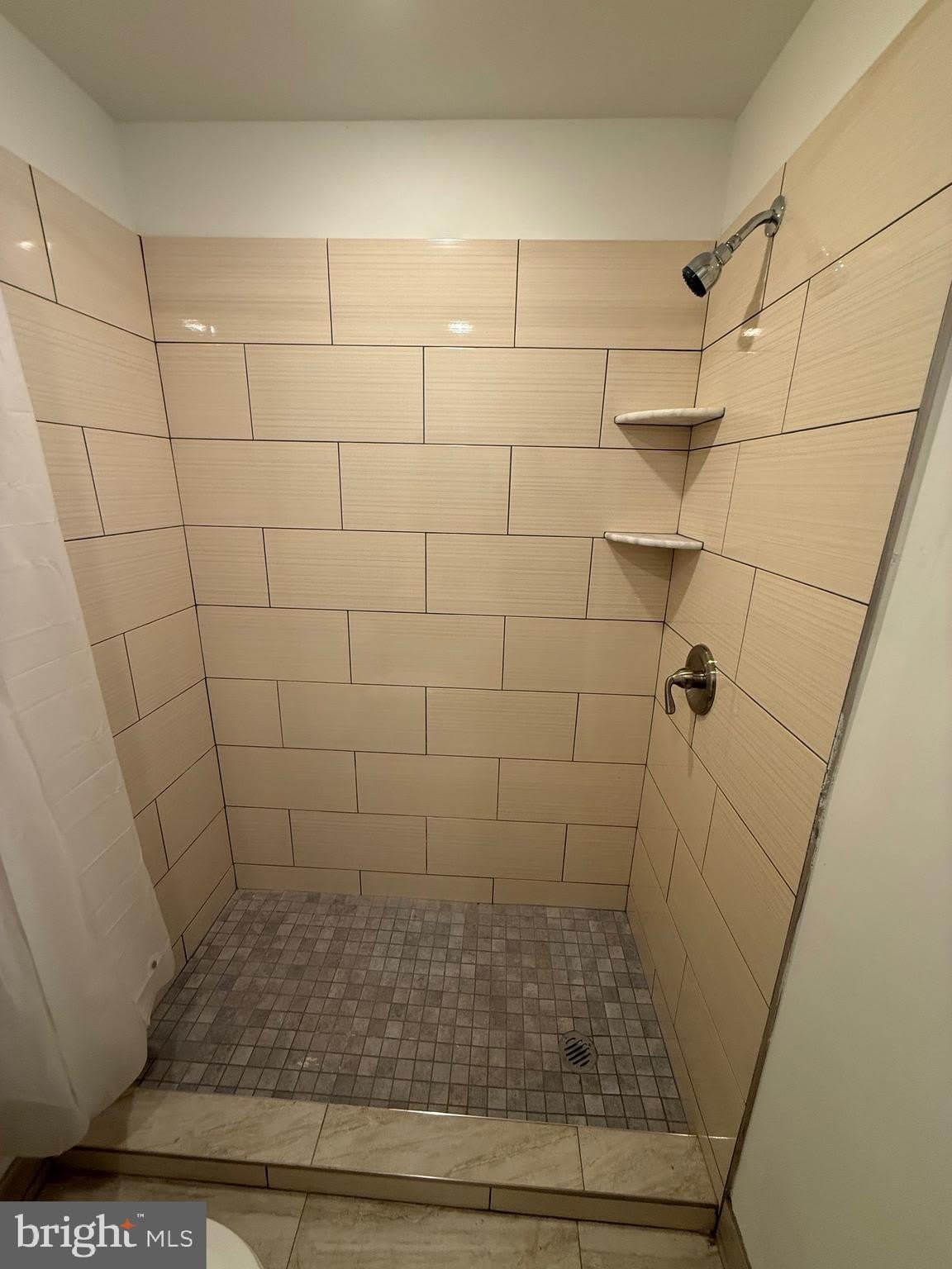 4028 W GIRARD Avenue – photo 4