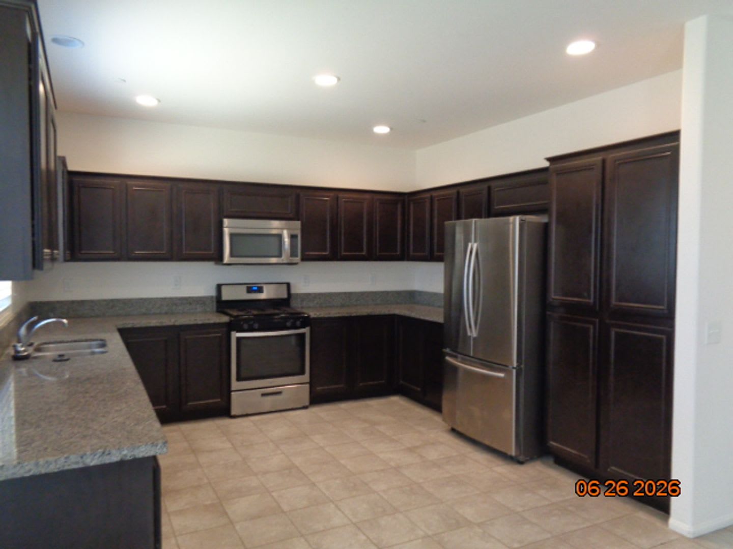 Beautiful 2 Story Home in the Rosamond Frontier Homes Development – photo 5