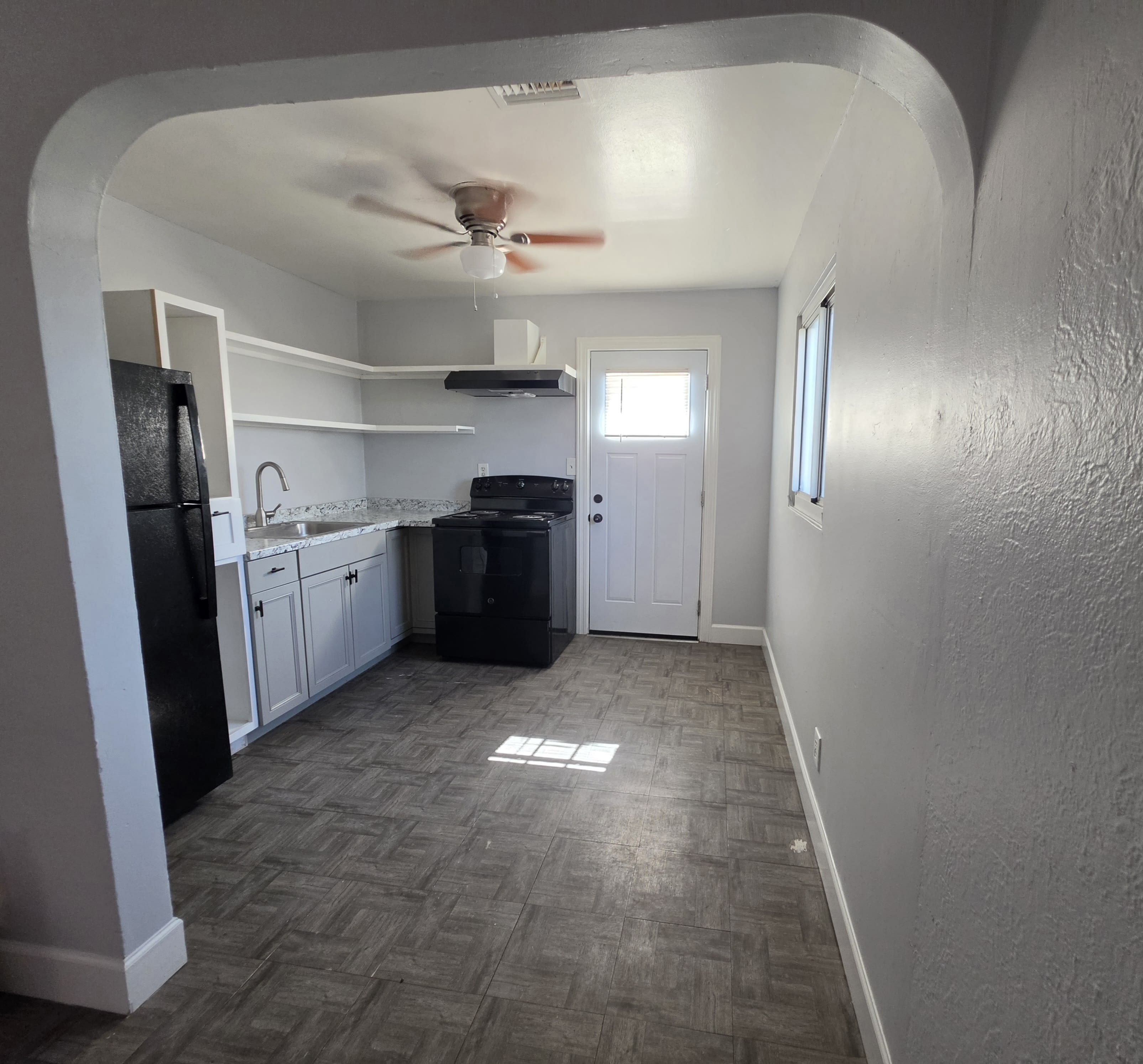 1019 South 4Th Avenue – photo 1