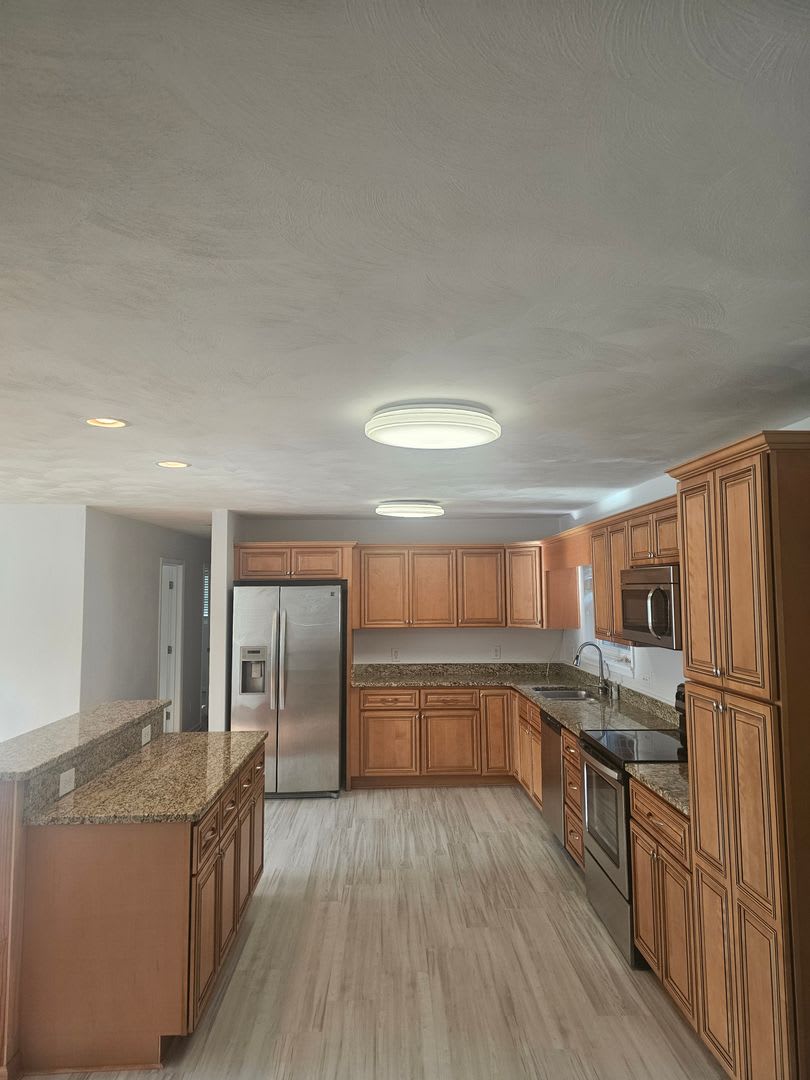1068 Sharon Dr – photo 5