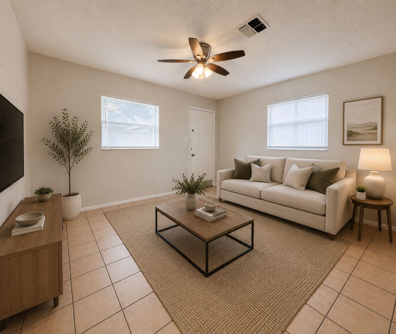Price Reduced 2 Bed 1 Bath Available Now – photo 1