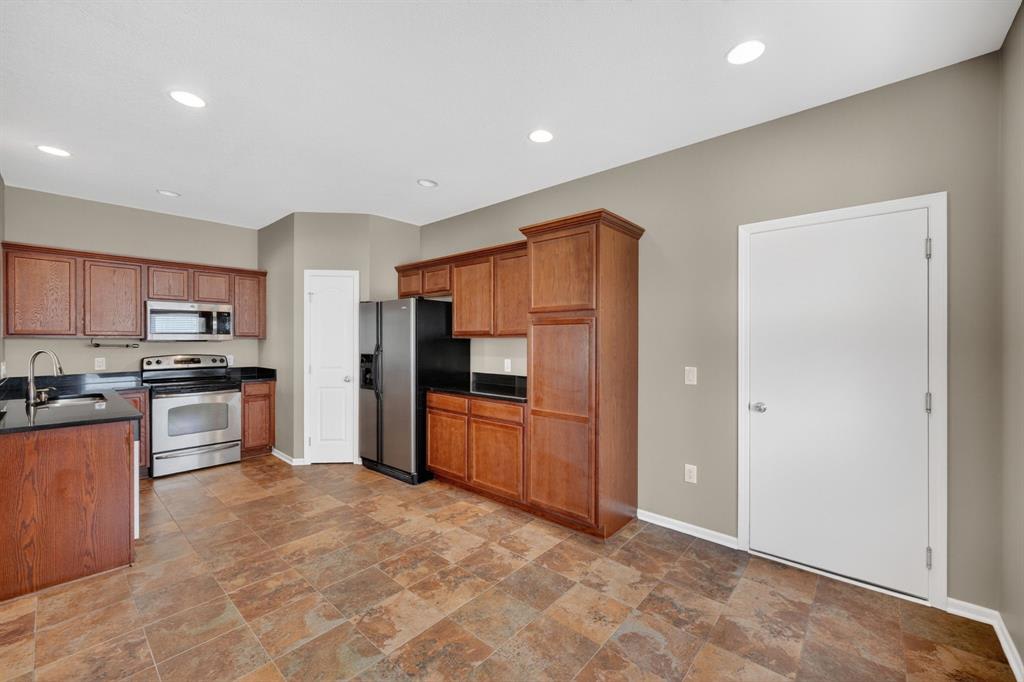 2548 Park Place – photo 5