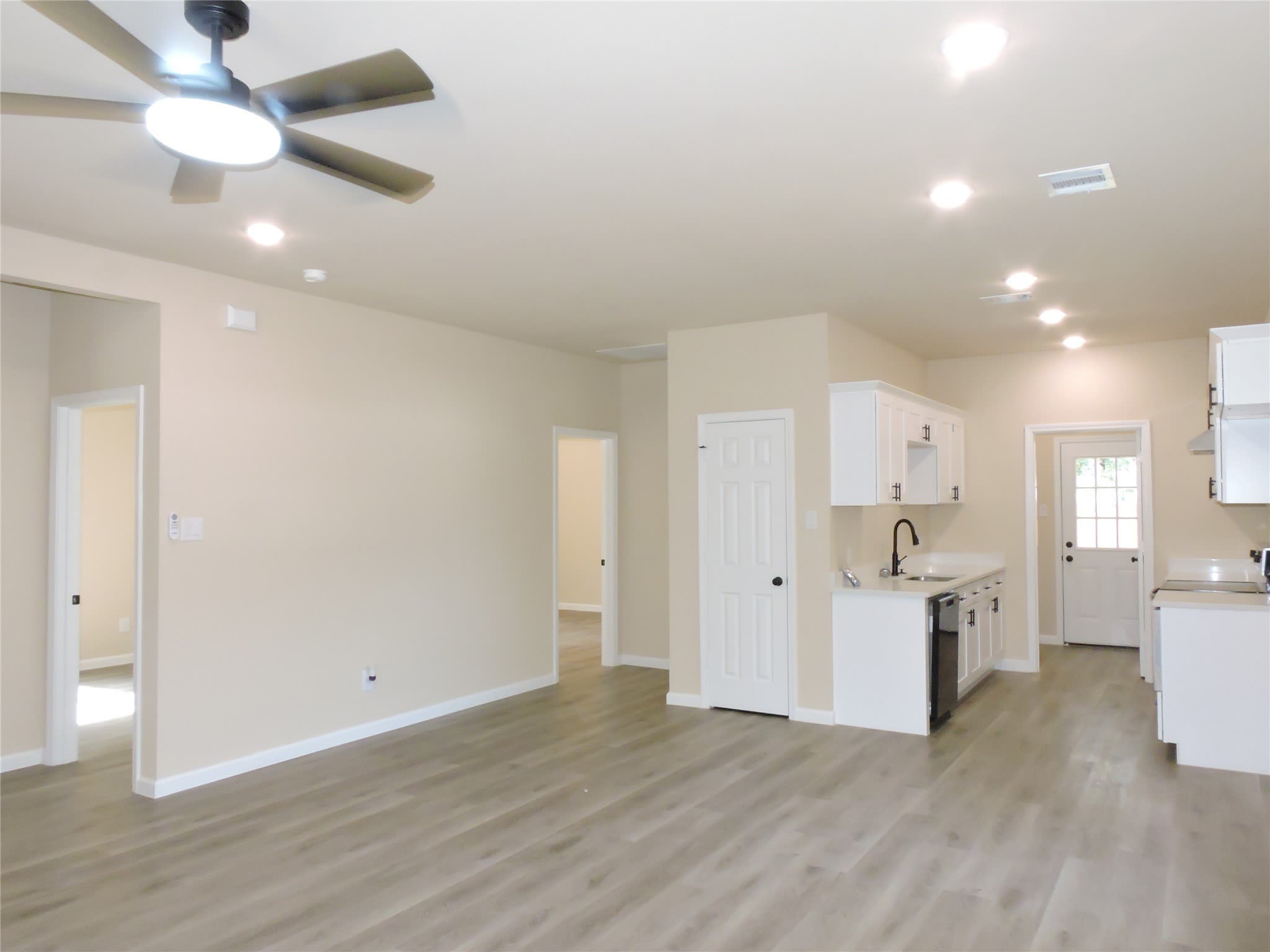 106 Navajo Drive – photo 5