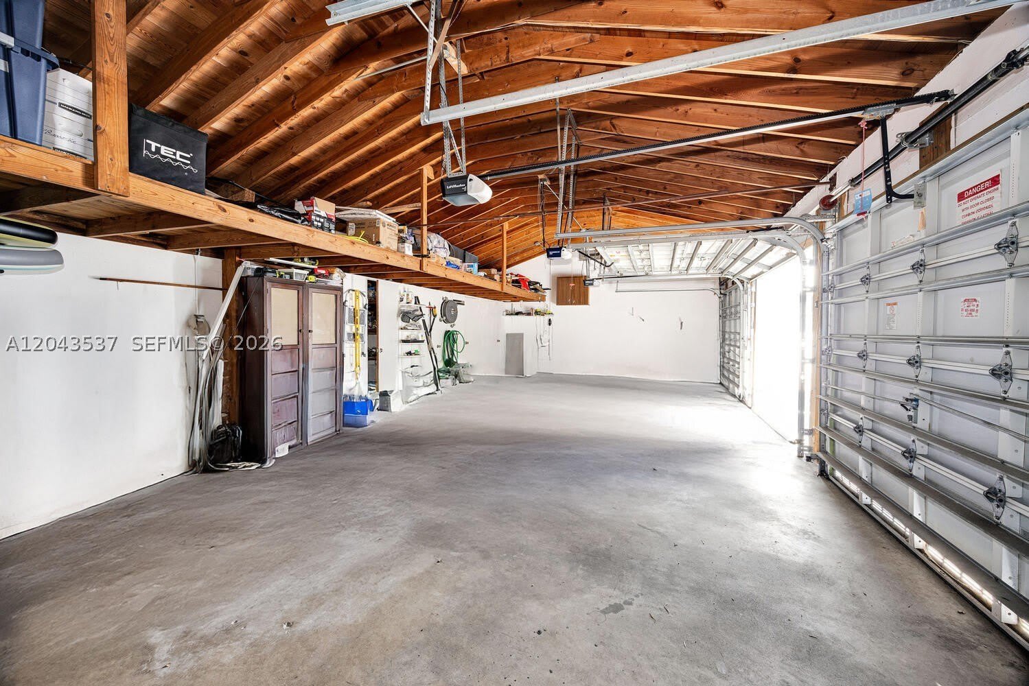 940 Sevilla Ave – photo 2