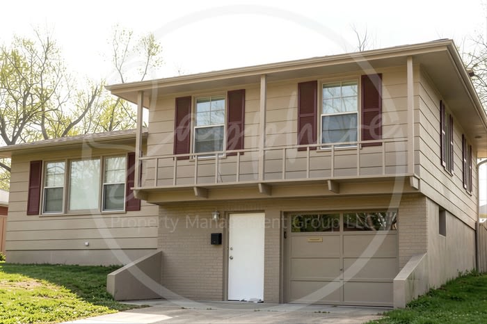 8609 East 114th Terrace – photo 1
