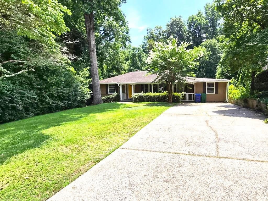 3022 Templewood Drive NE – photo 2