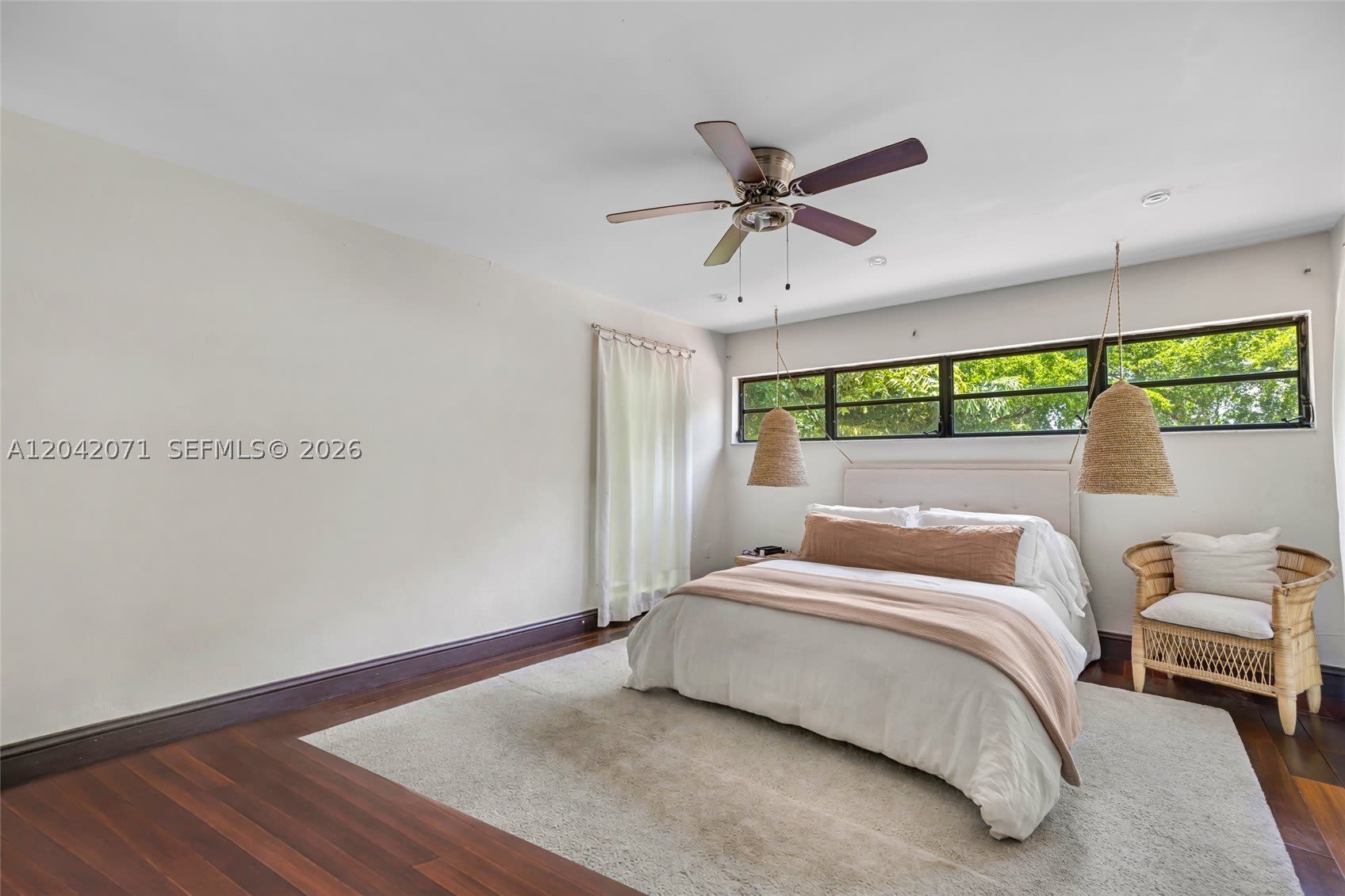 920 Aguero Ave – photo 2