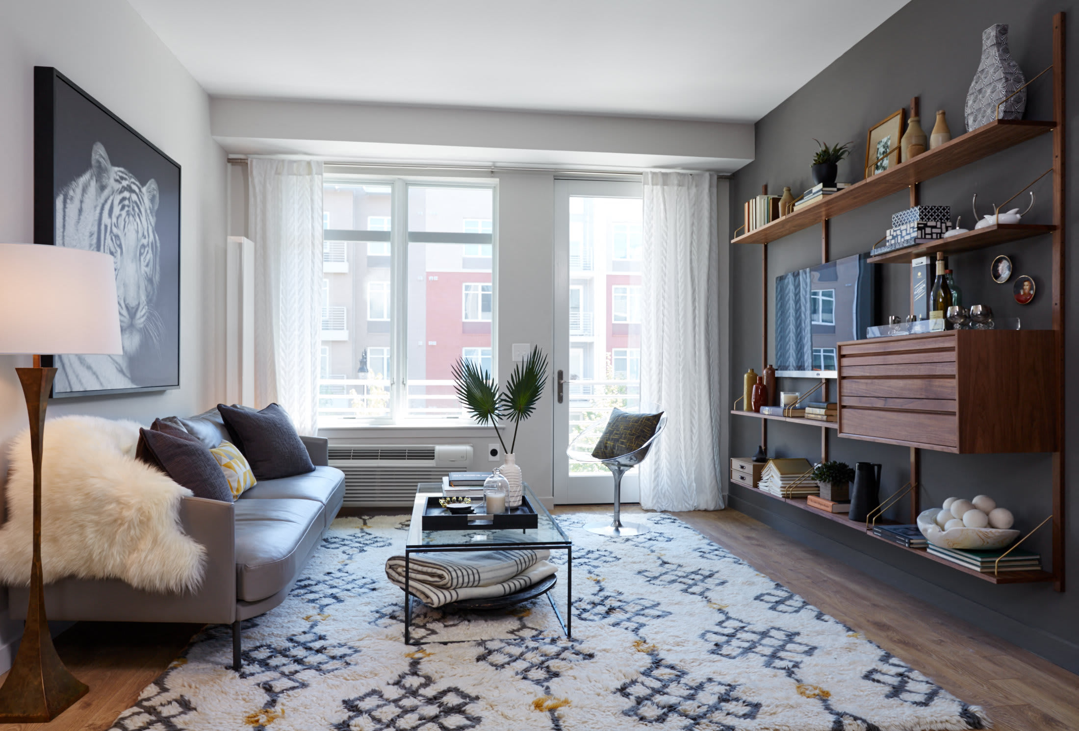 330 Harrison Station – photo 4