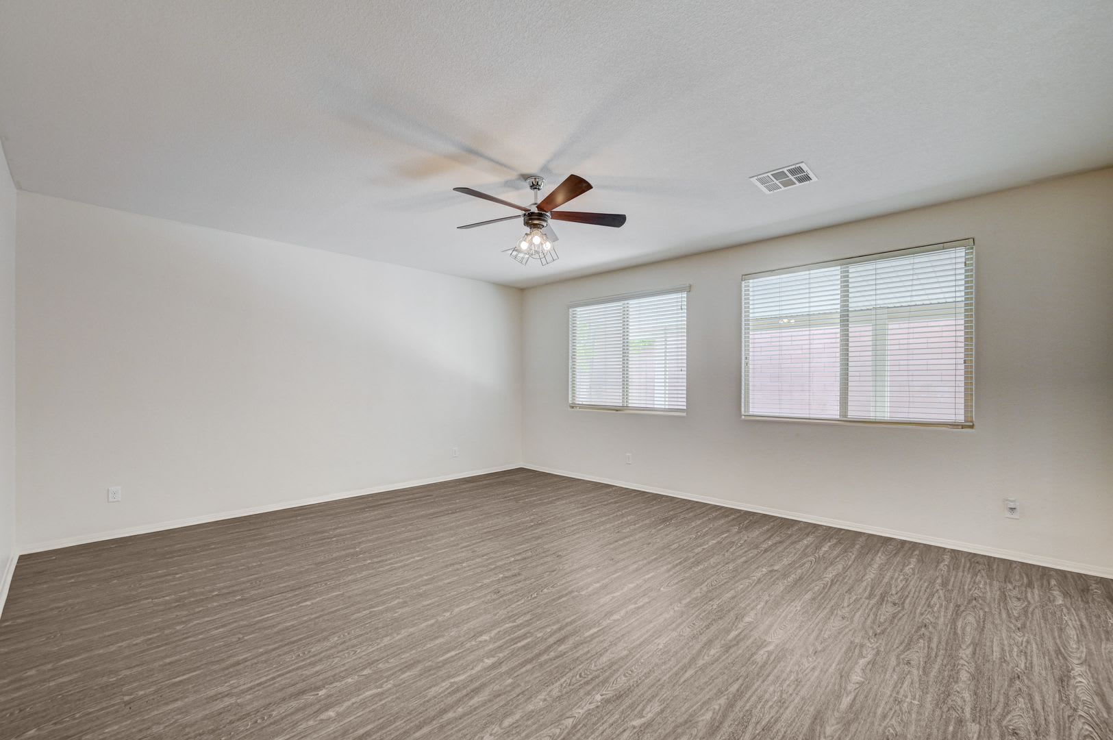 6637 Cliff Shore Court, North Las Vegas, NV 89084 – photo 3