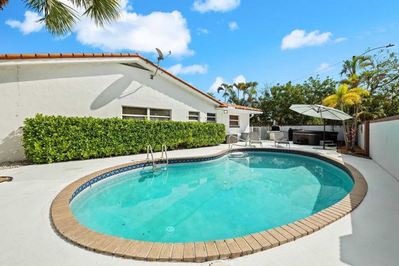 2200 NE 36th Street, Fort Lauderdale, FL 33308 – photo 1