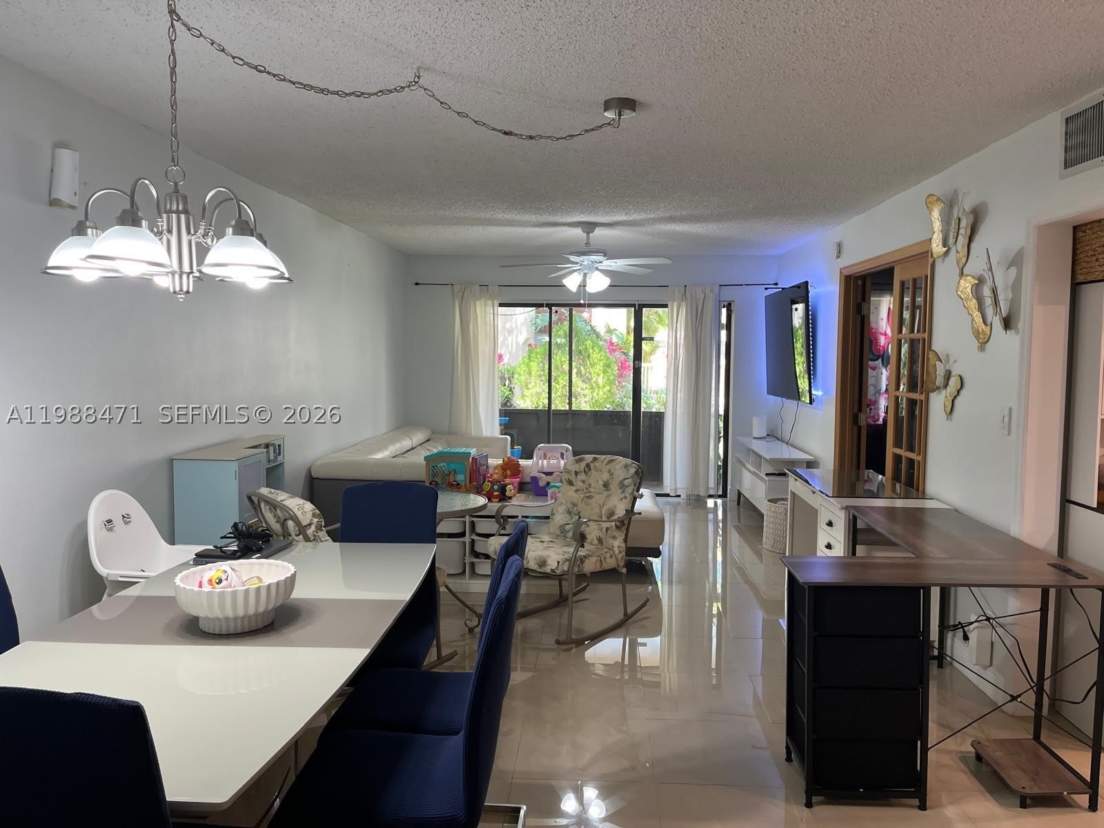 301 N Pine Island Rd – photo 4