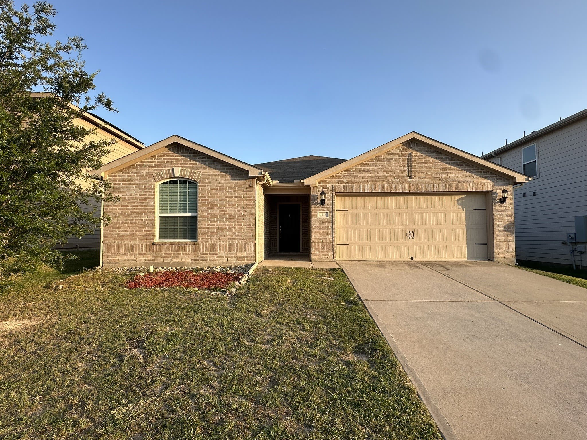 1818 Clegg Street – photo 3