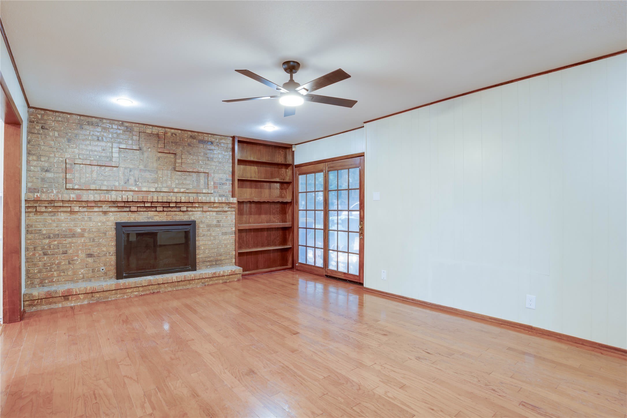 615 Oxford Drive – photo 5