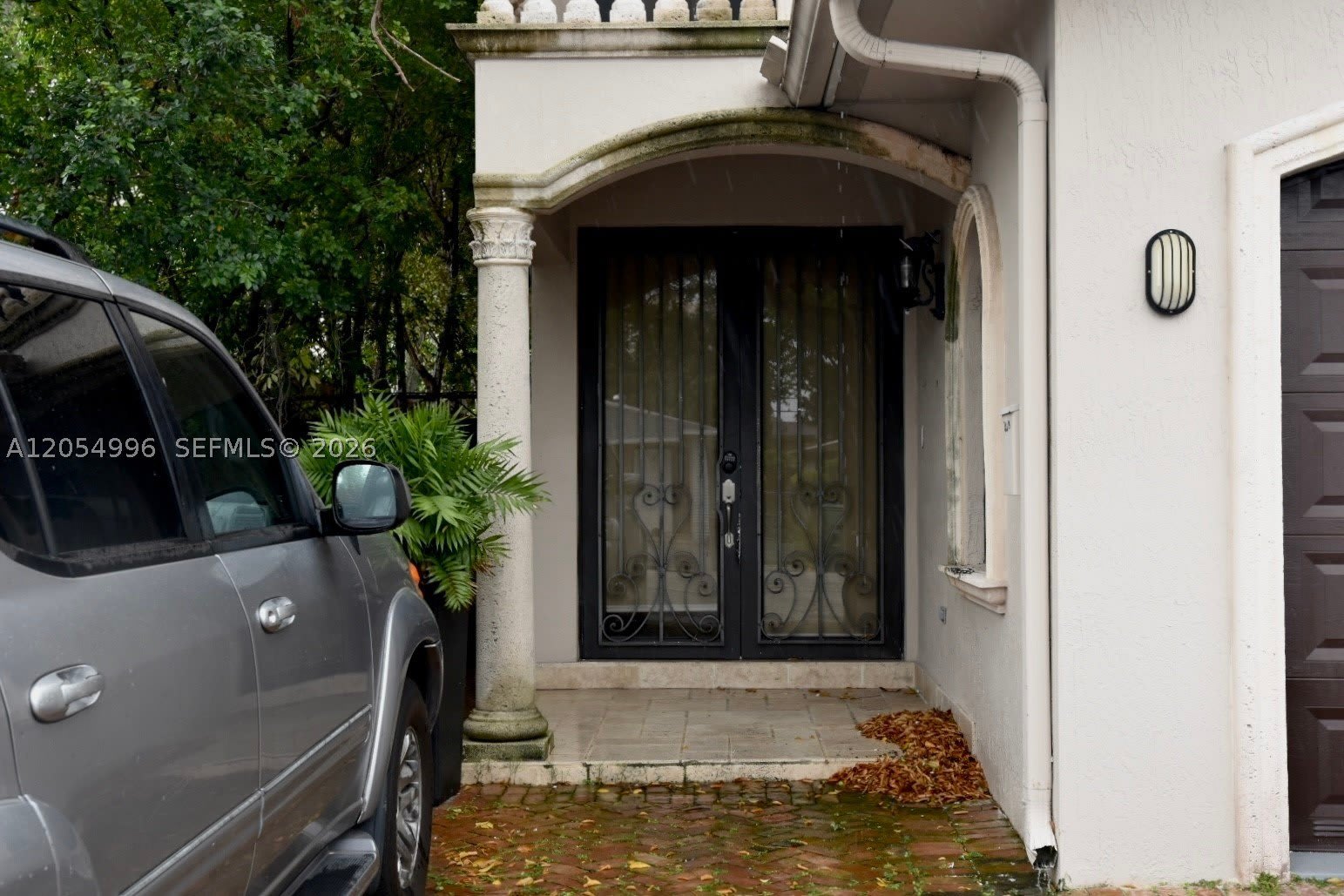 3268 SW 25th Ter – photo 2