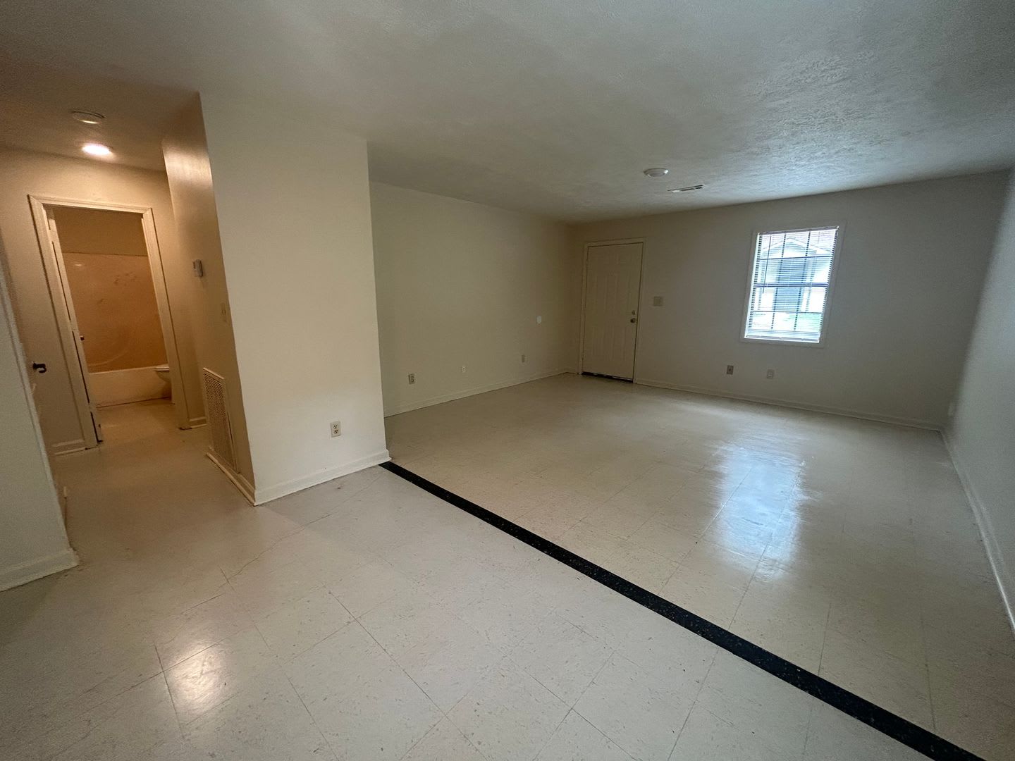 20 Tina Dr – photo 2