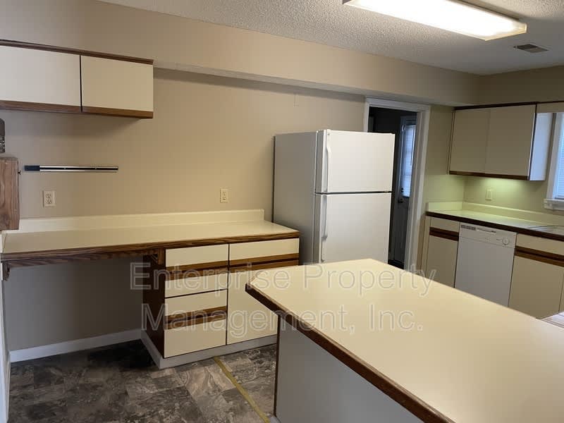 384 Sherburne Cv – photo 5