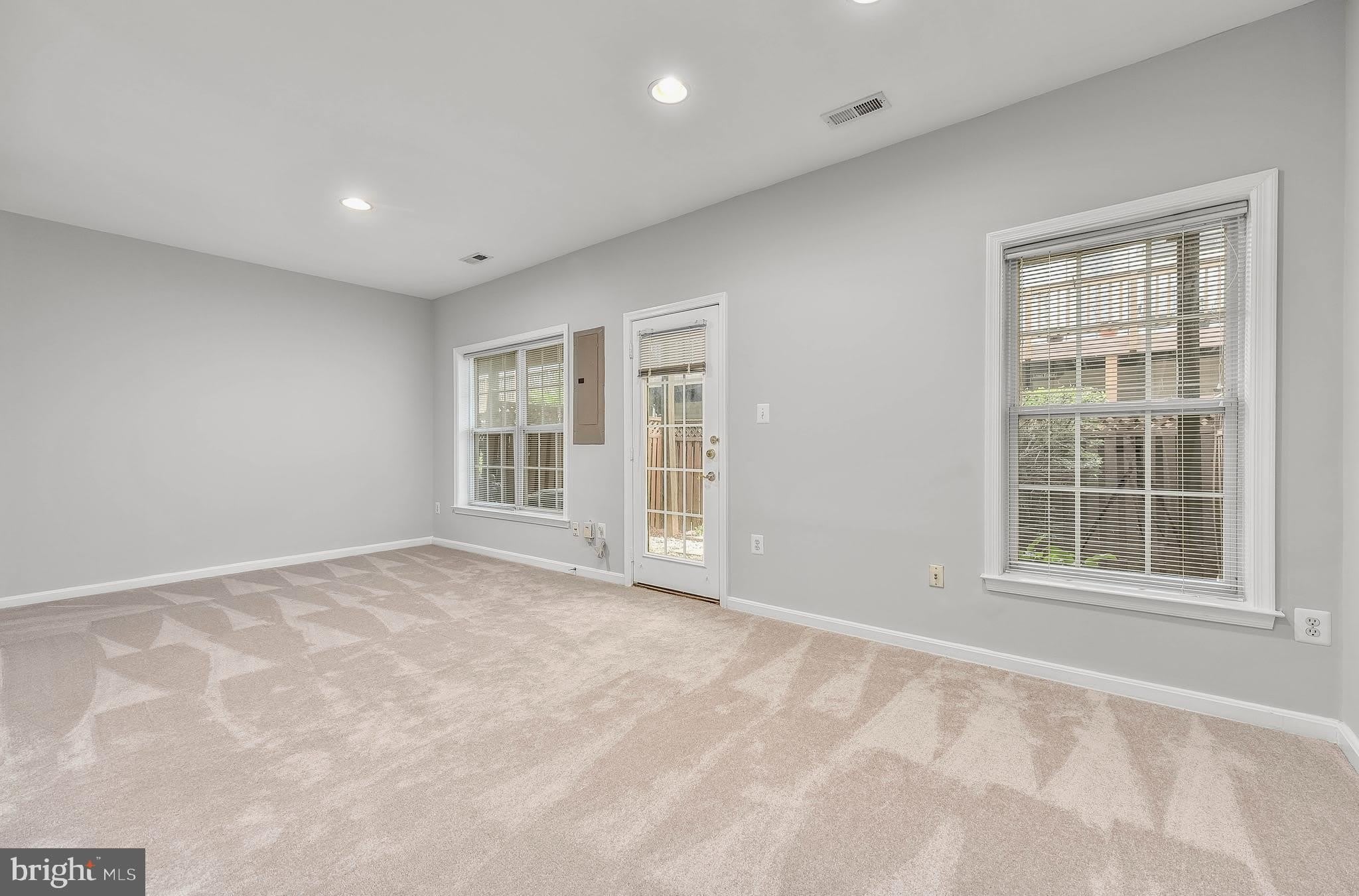 8105 Quinn Terrace – photo 4
