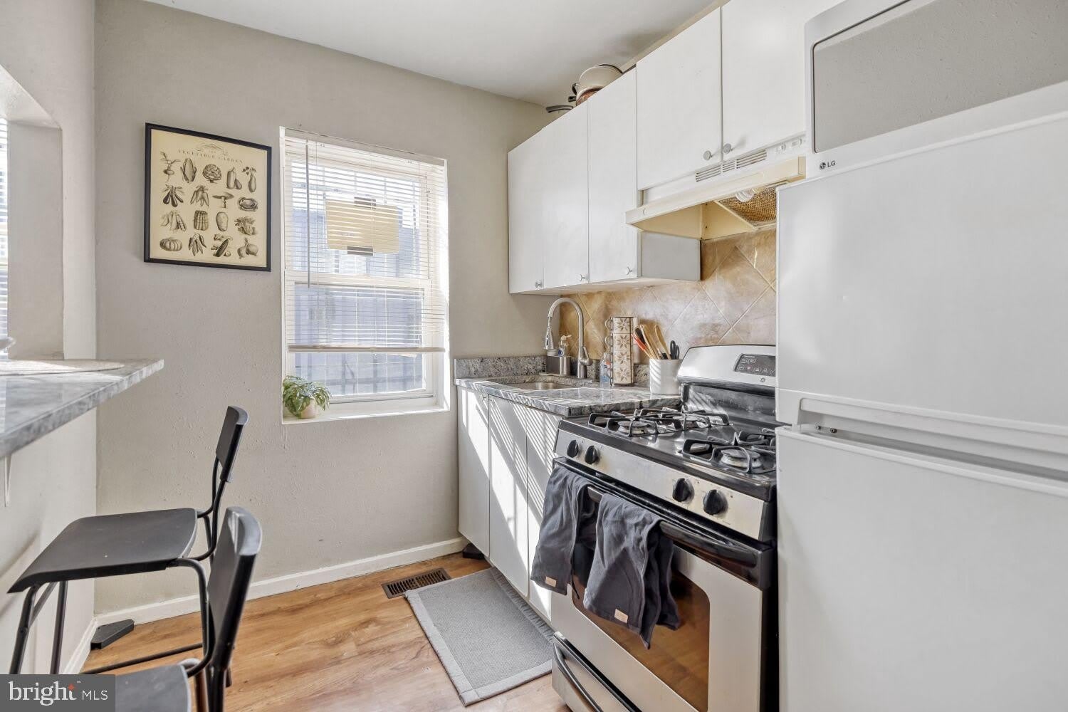 400 N ROSE Street – photo 4