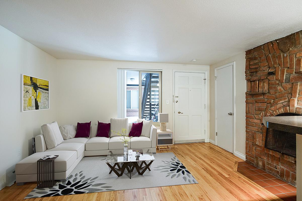 Logan Court – photo 1