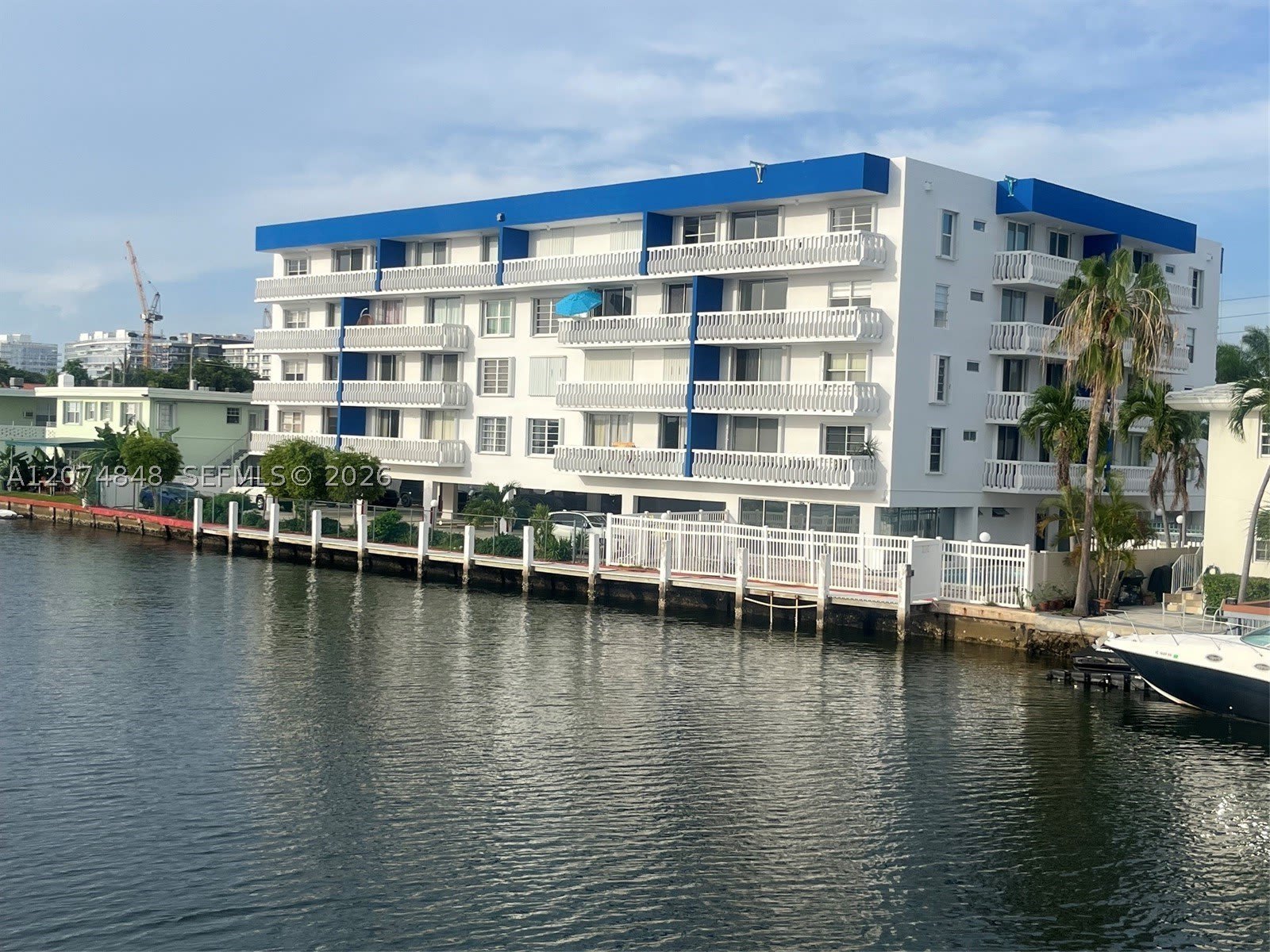8530 Byron Ave – photo 3