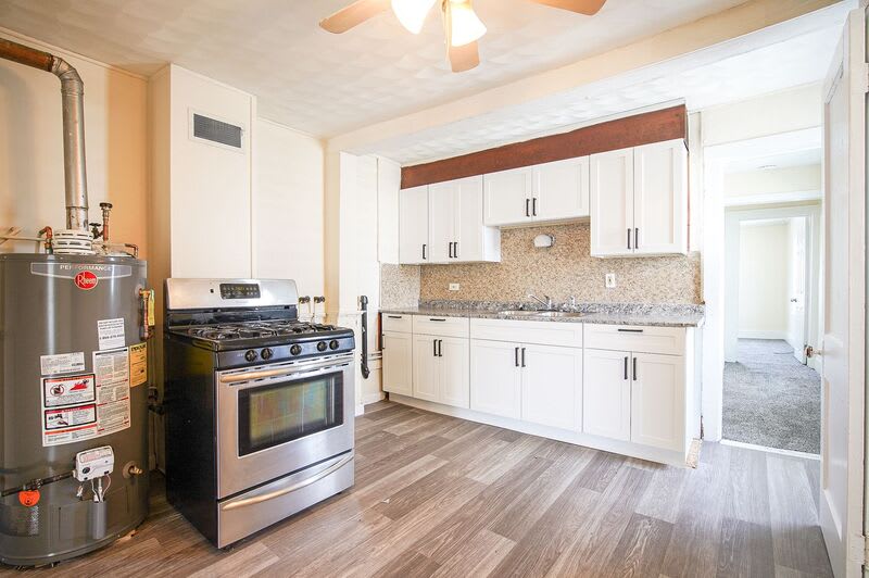 32 Joy St – photo 2