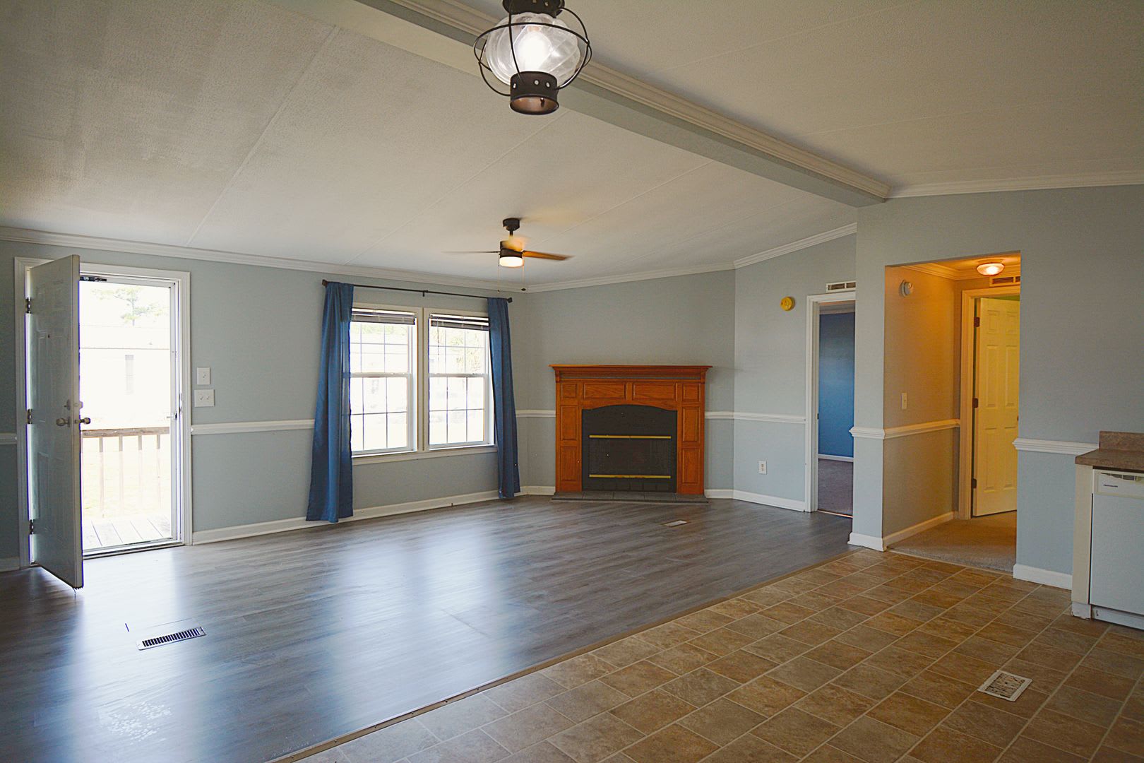 3 Bedroom/ 2 Bathroom Double Wide Available in Surf City!!! – photo 3