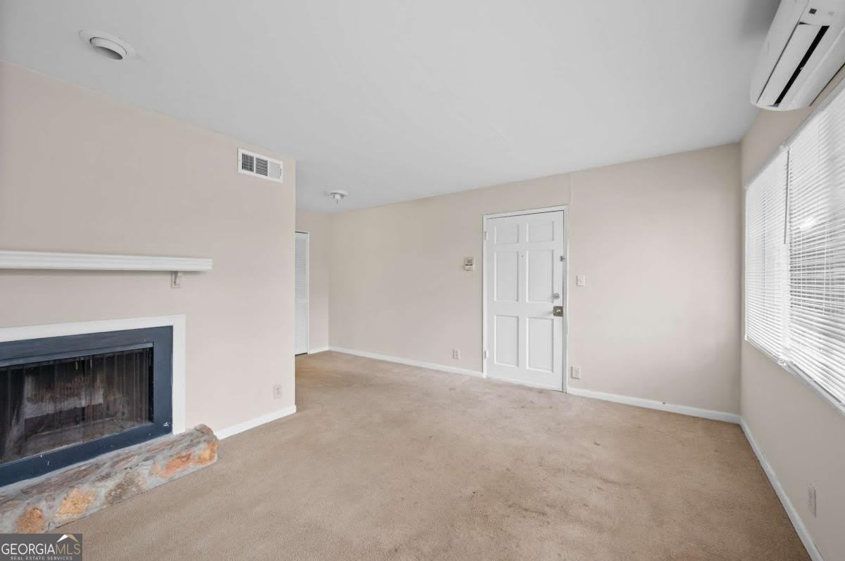 11 Peachtree Hills Avenue NE – photo 4
