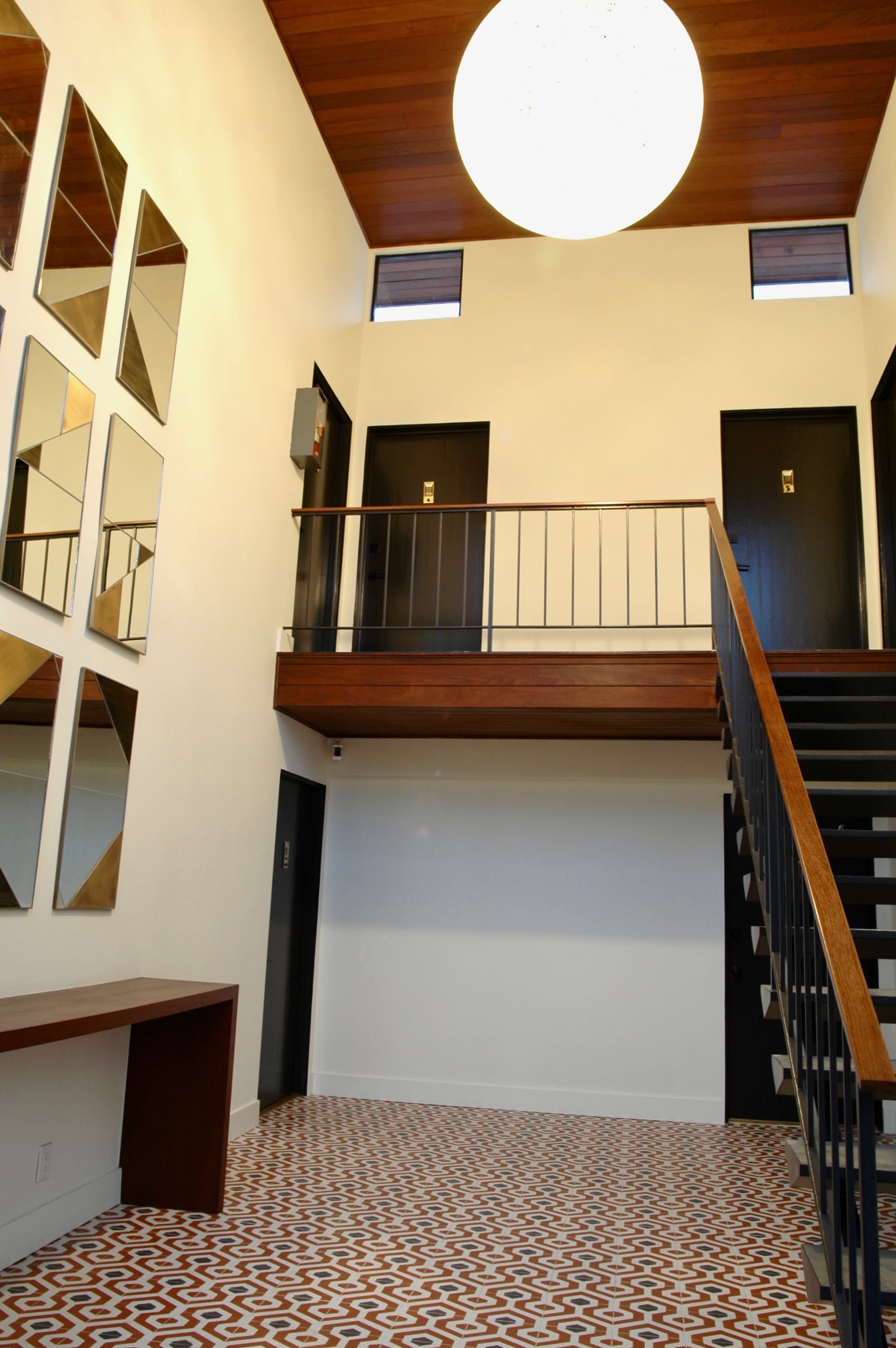 2120 Rodney Dr – photo 4