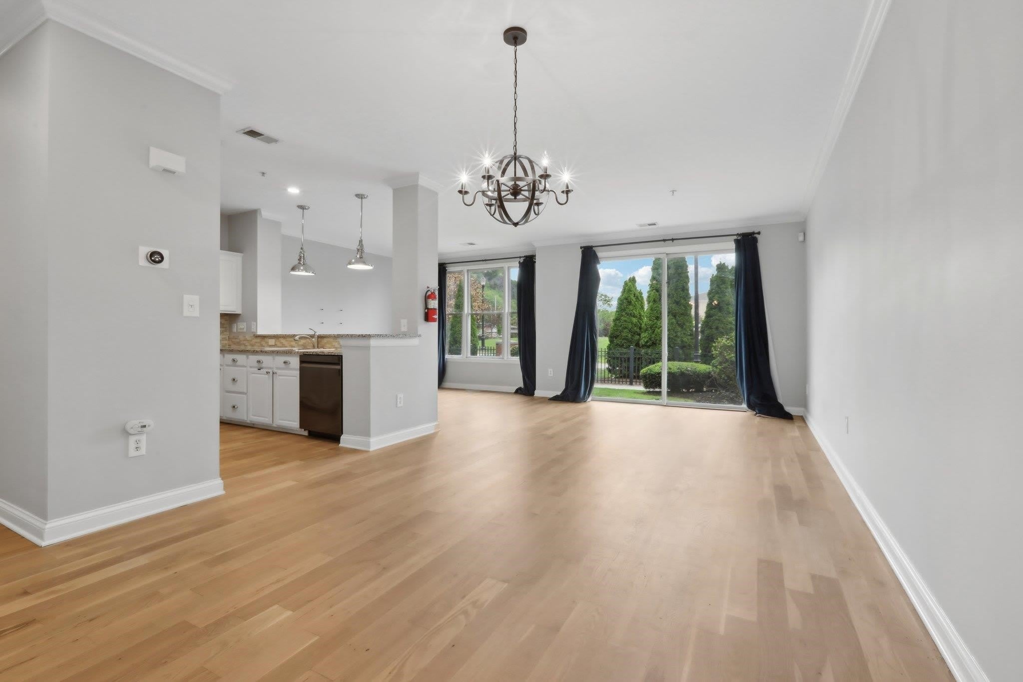 66 LYDIA DR – photo 3