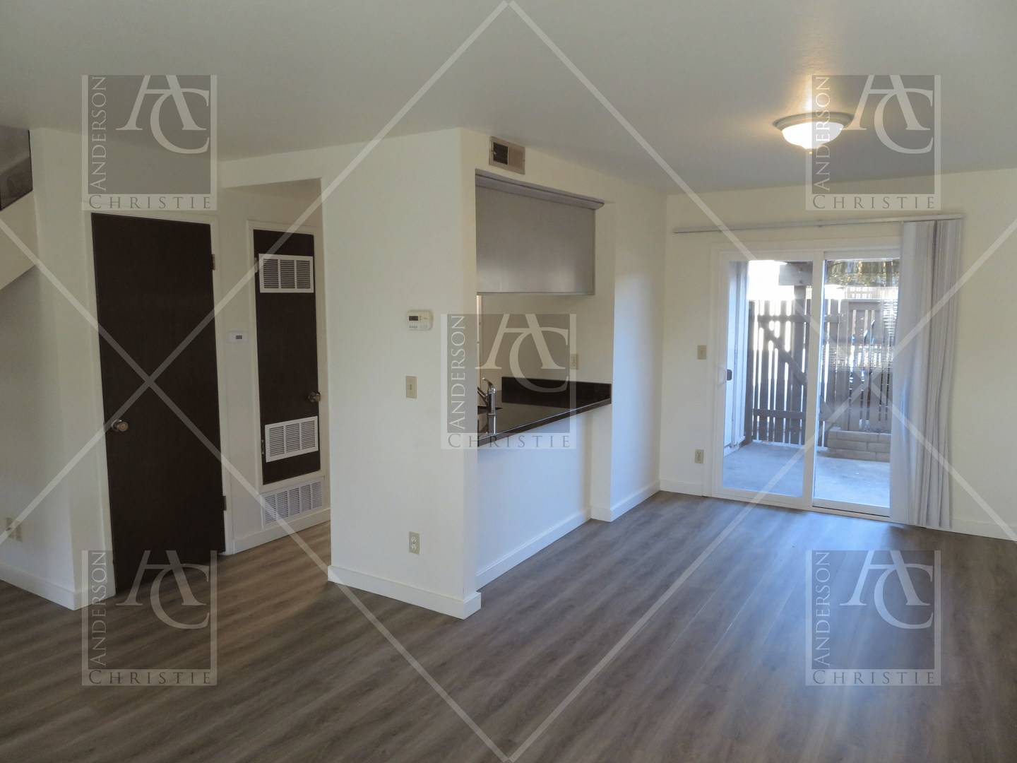 2 bed 1.5 Condo on the upper westside close to UCSC – photo 3