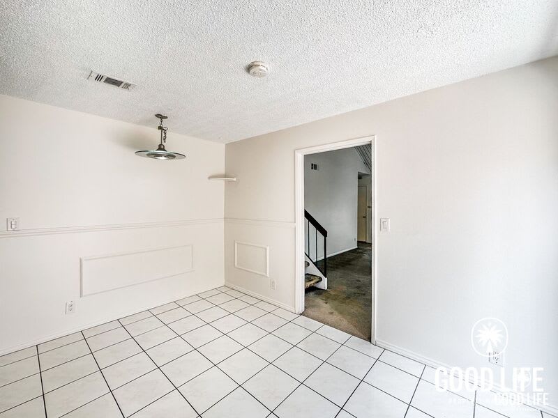 6747 Parkside Ave – photo 5