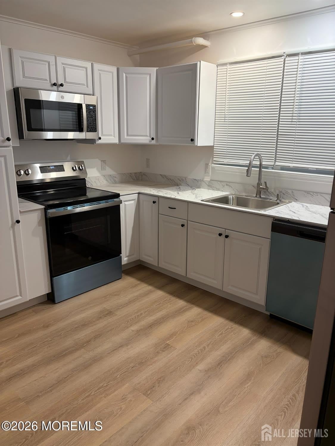 32 Heston Avenue – photo 4