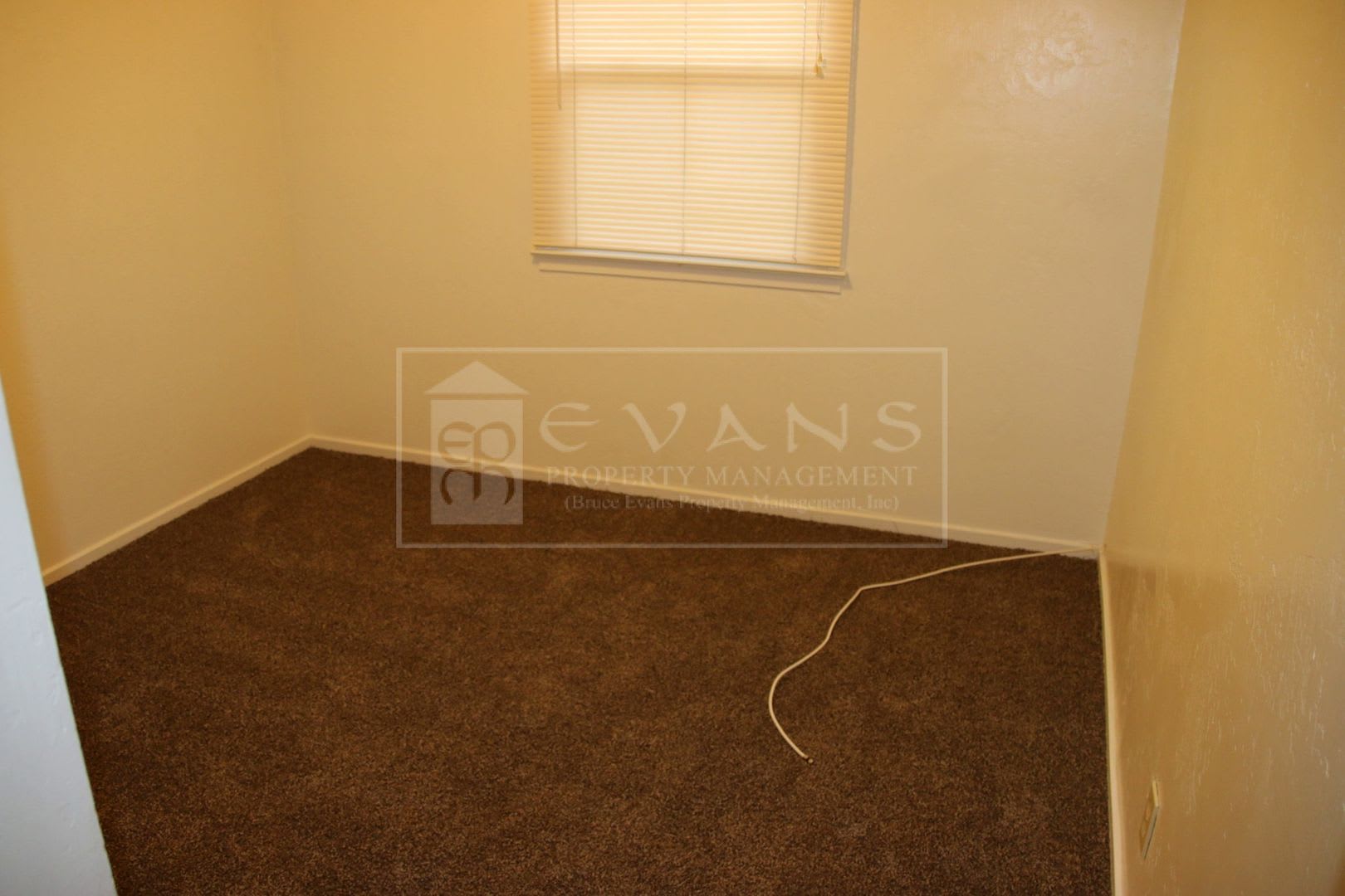 Cute home for rent in Visalia! – photo 5