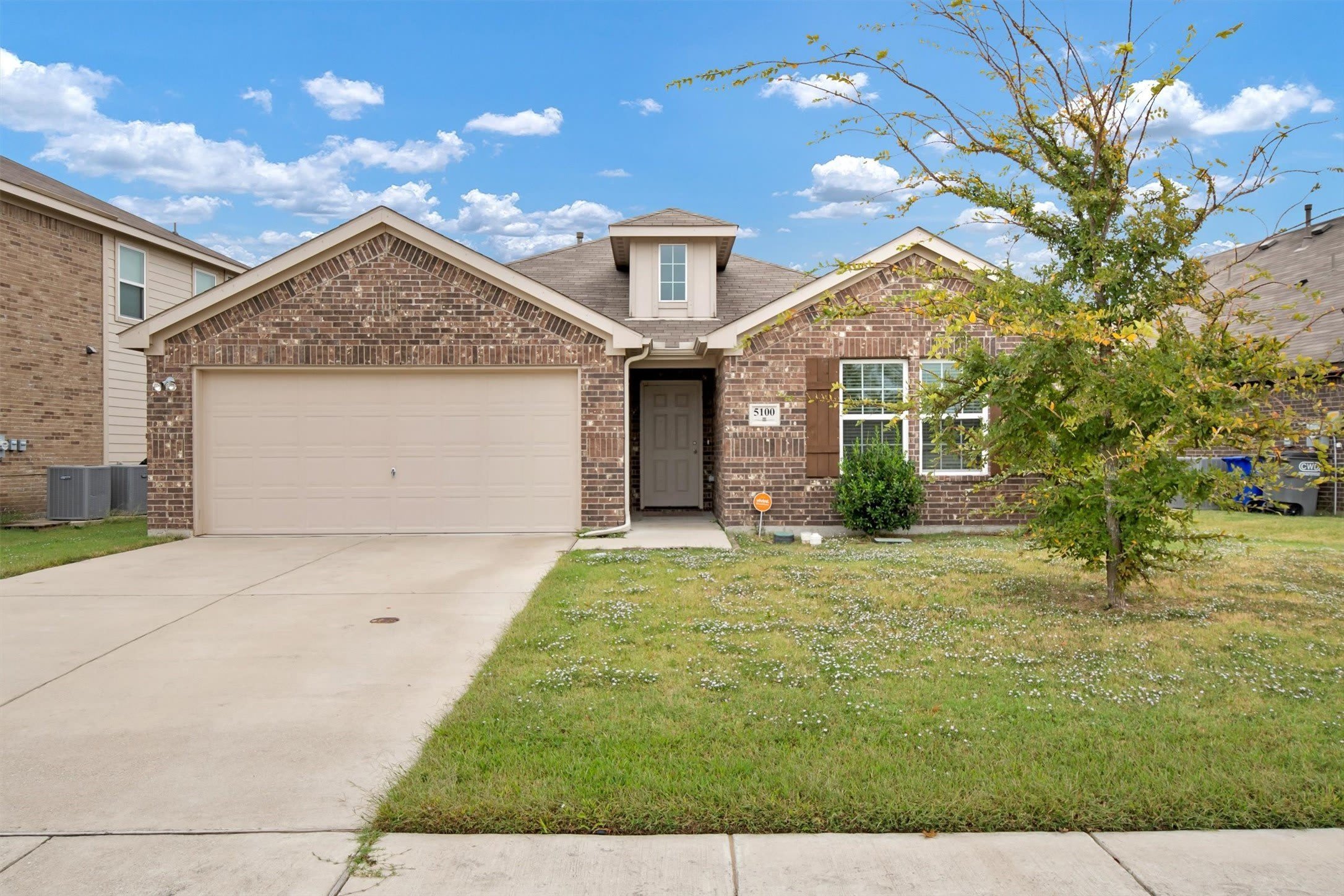 5100 Royal Springs Drive – photo 4