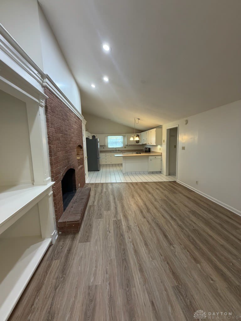 566 Cherry Hill Place – photo 3